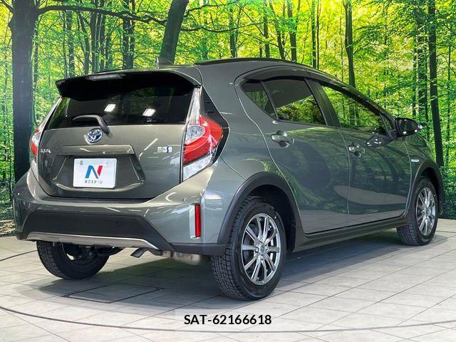 Toyota AQUA 2019-06 6674951-16