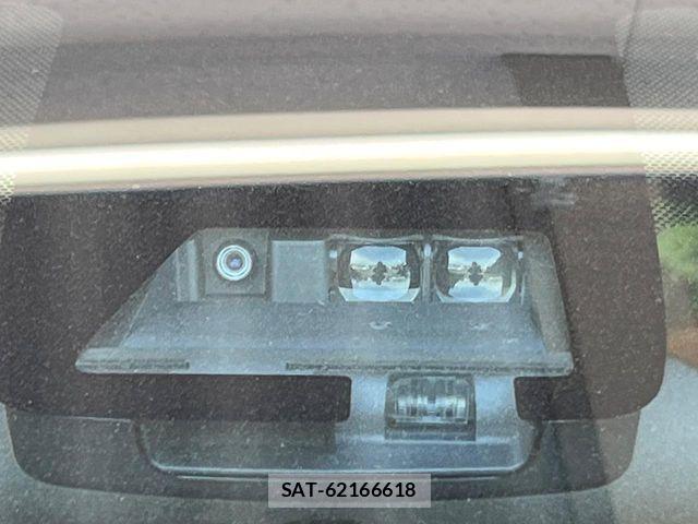 Toyota AQUA 2019-06 6674951-2
