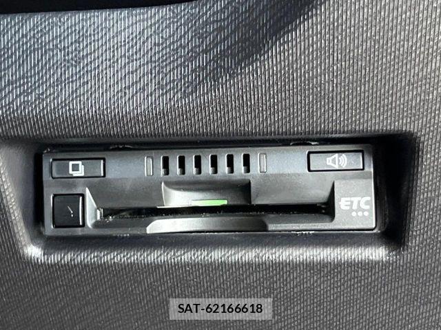Toyota AQUA 2019-06 6674951-5