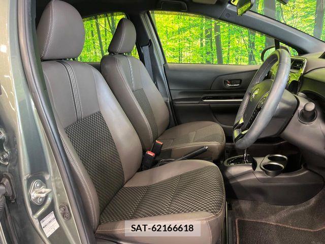 Toyota AQUA 2019-06 6674951-7