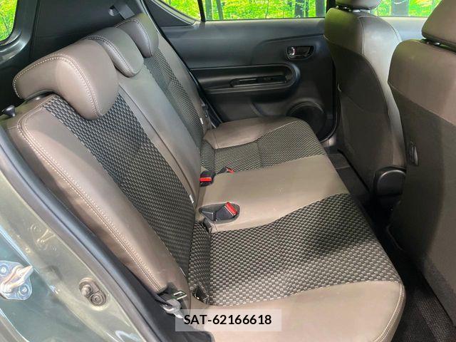Toyota AQUA 2019-06 6674951-8