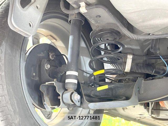 Toyota AQUA 2021-10 6674932-18