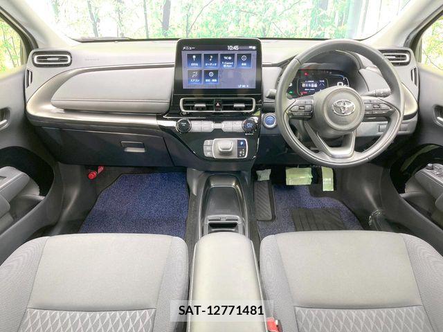 Toyota AQUA 2021-10 6674932-1