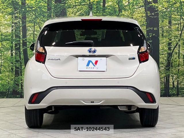 Toyota AQUA 2024-02 6674939-14