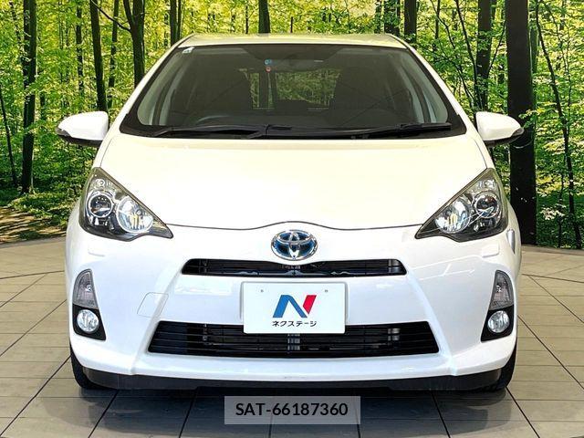 Toyota AQUA 2013-03 6674975-14