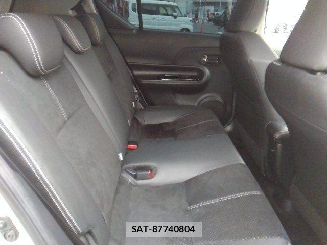 Toyota AQUA 2015-05 6674957-11