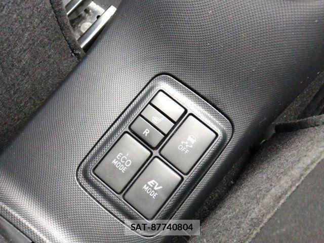 Toyota AQUA 2015-05 6674957-15