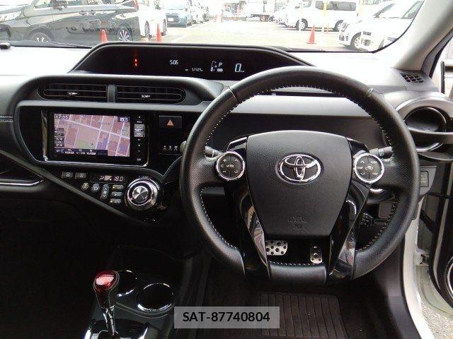 Toyota AQUA 2015-05 6674957-1