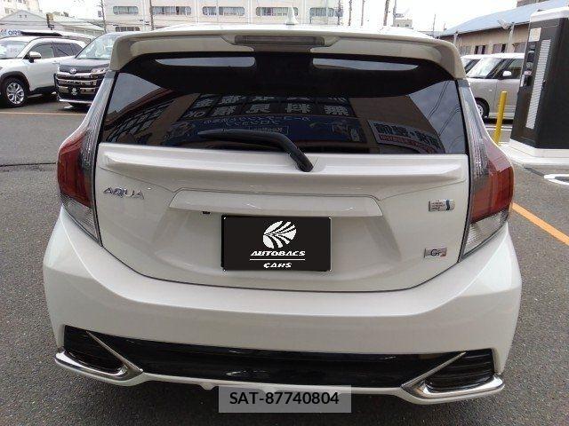 Toyota AQUA 2015-05 6674957-5