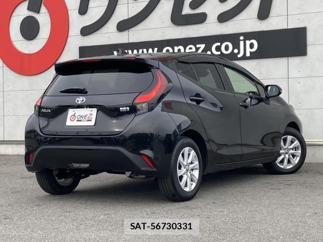 Toyota AQUA 2022-01 6674937-1