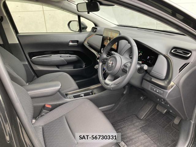 Toyota AQUA 2022-01 6674937-21