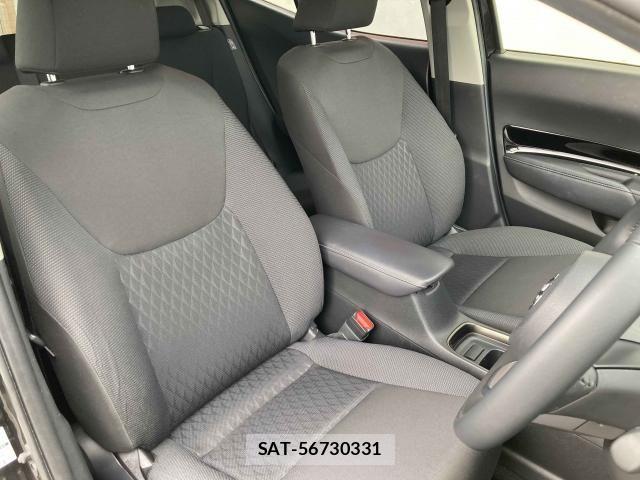 Toyota AQUA 2022-01 6674937-22