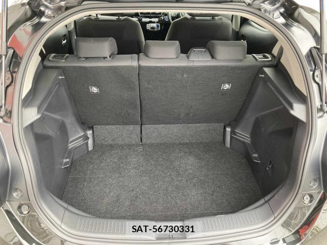 Toyota AQUA 2022-01 6674937-27