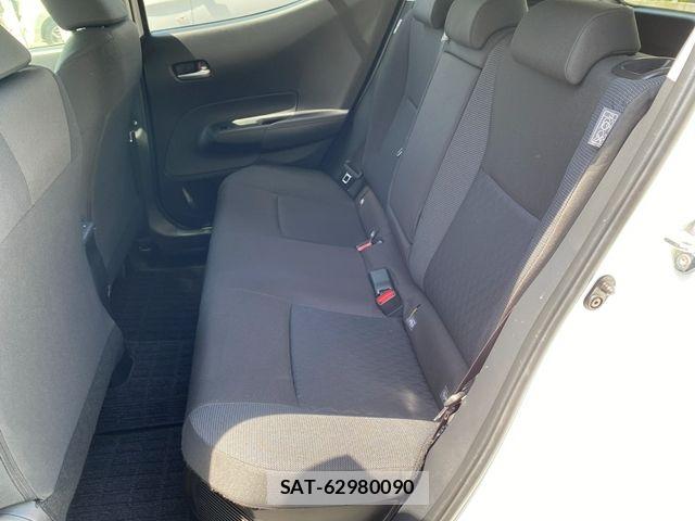 Toyota AQUA 2022-09 6674940-15