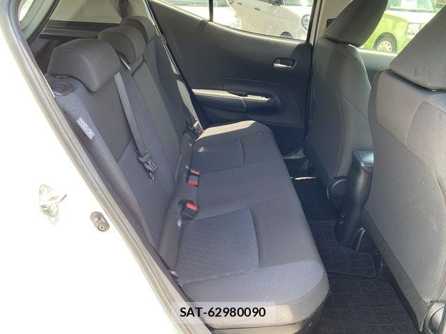 Toyota AQUA 2022-09 6674940-16