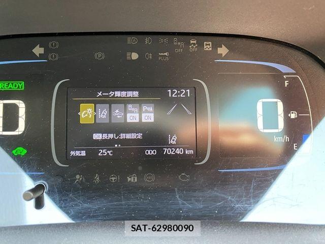 Toyota AQUA 2022-09 6674940-29