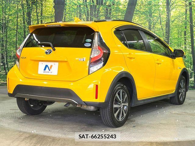 Toyota AQUA 2019-08 6674950-14