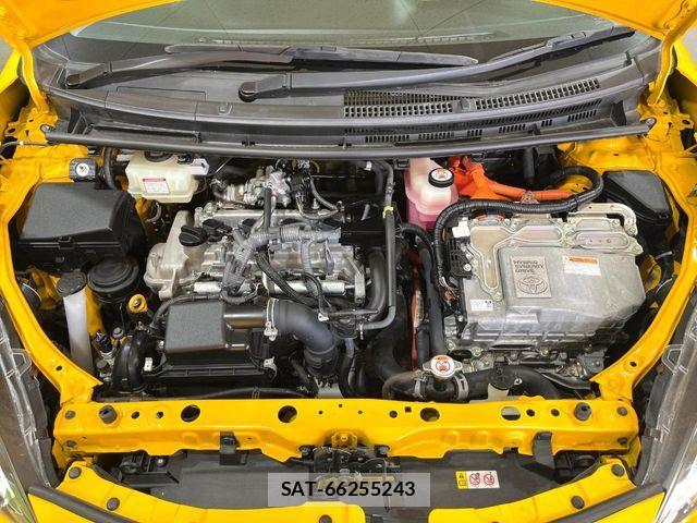 Toyota AQUA 2019-08 6674950-15