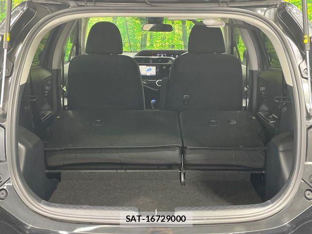 Toyota AQUA 2017-08 6674955-10