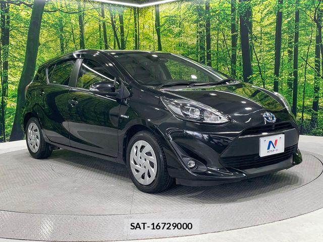 Toyota AQUA 2017-08 6674955-16