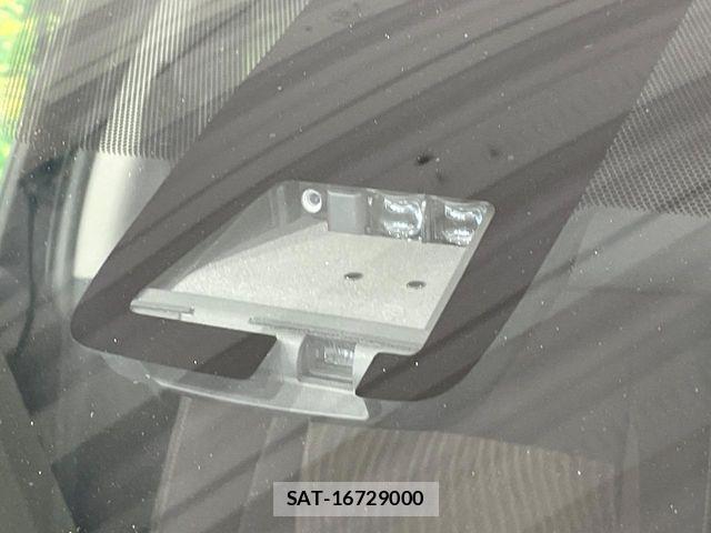 Toyota AQUA 2017-08 6674955-4