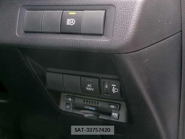 Toyota AQUA 2023-01 6674938-12