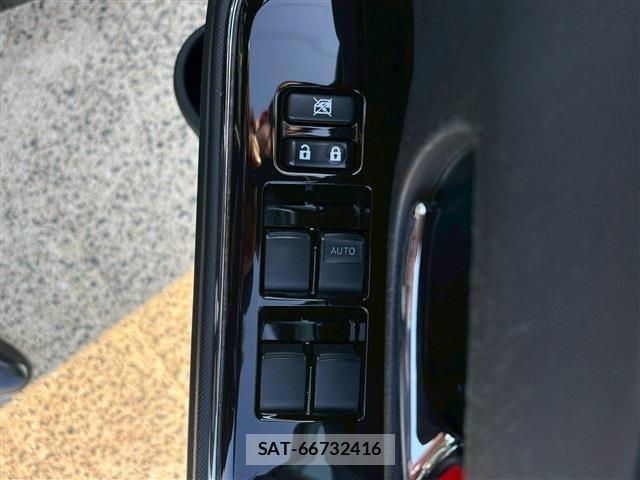 Toyota AQUA 2018-10 6674945-15