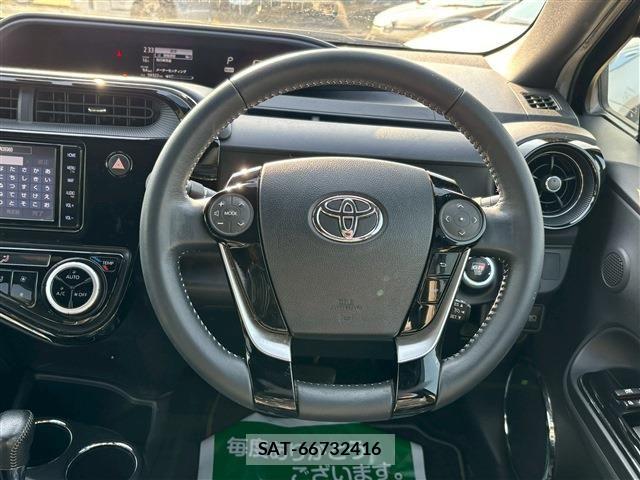 Toyota AQUA 2018-10 6674945-22