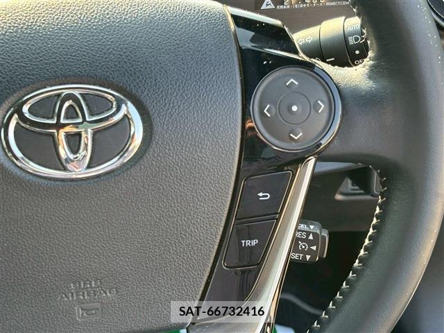 Toyota AQUA 2018-10 6674945-24