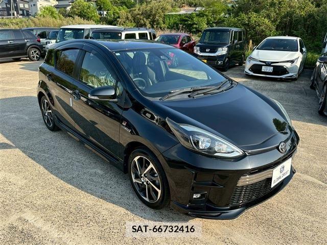 Toyota AQUA 2018-10 6674945-7
