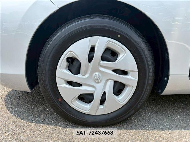 Toyota AQUA 2022-09 6674946-10