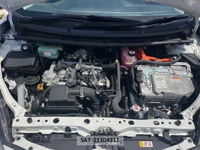Toyota AQUA 2018-10 6674954-17