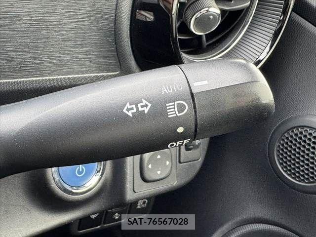 Toyota AQUA 2019-01 6682572-21