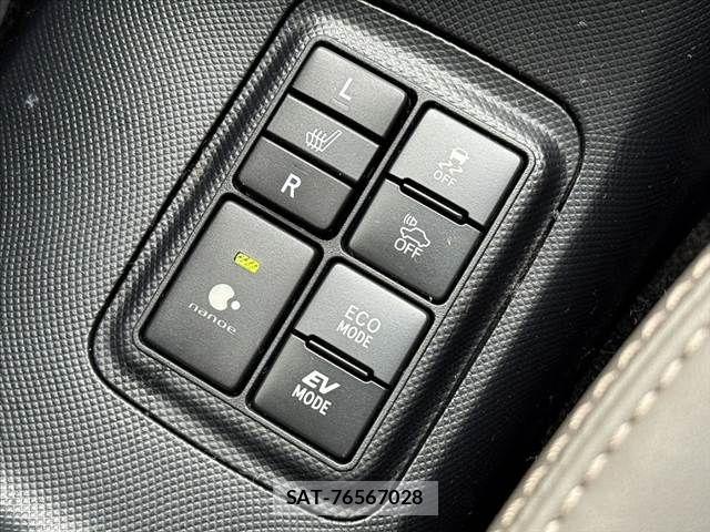 Toyota AQUA 2019-01 6682572-25