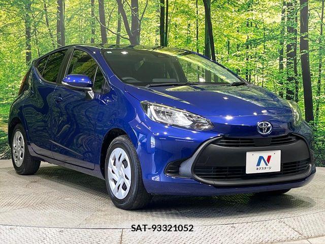 Toyota AQUA 2023-07 6683679-16