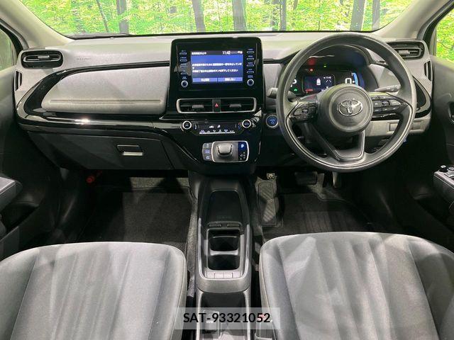 Toyota AQUA 2023-07 6683679-1