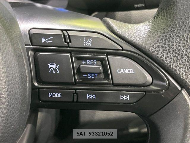 Toyota AQUA 2023-07 6683679-6