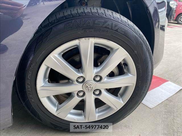 Toyota AQUA 2015-10 6690911-7
