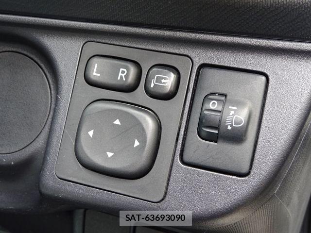 Toyota AQUA 2019-10 6690910-11