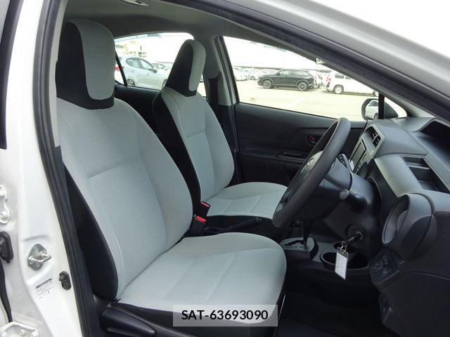 Toyota AQUA 2019-10 6690910-13