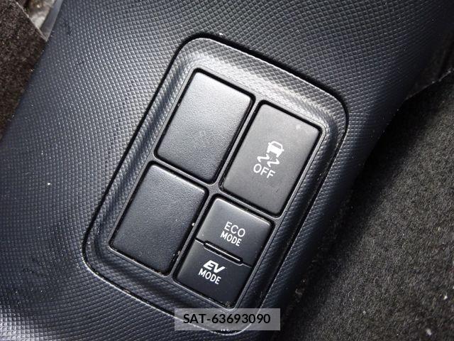 Toyota AQUA 2019-10 6690910-23
