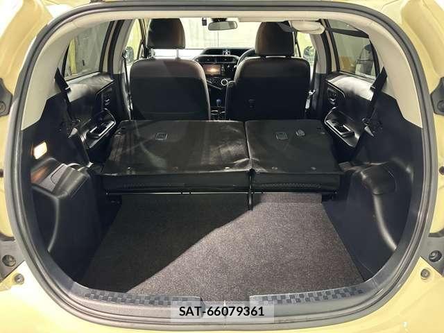 Toyota AQUA 2018-06 6690907-27