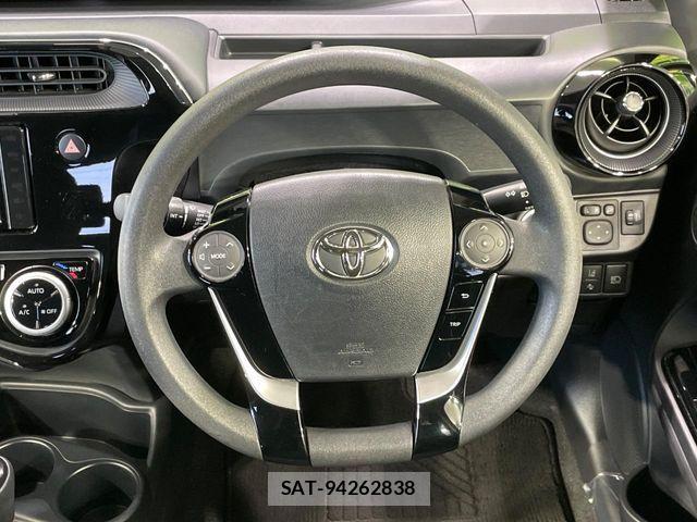 Toyota AQUA 2019-12 6715613-11
