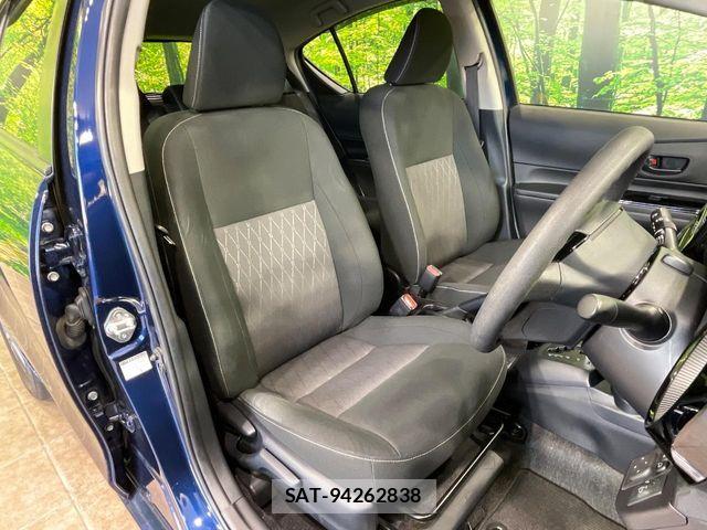 Toyota AQUA 2019-12 6715613-8