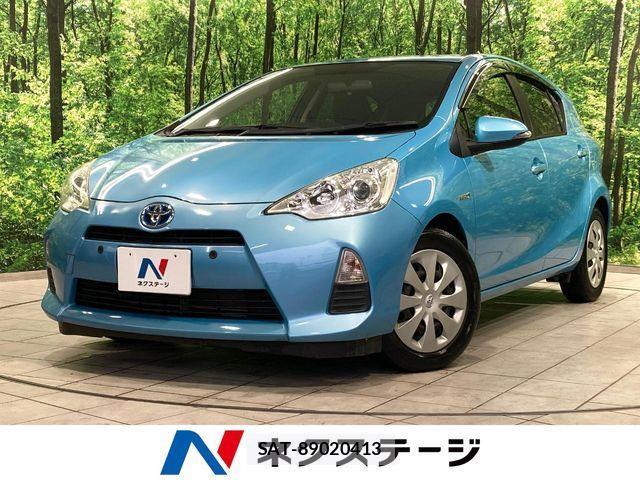 Toyota AQUA 2013-10 6715625-0