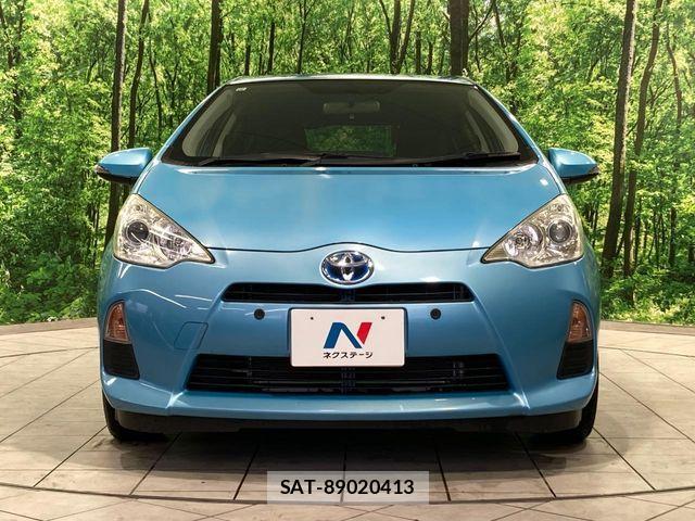 Toyota AQUA 2013-10 6715625-13