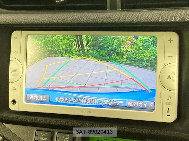 Toyota AQUA 2013-10 6715625-3