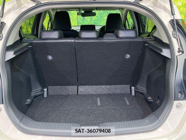 Toyota AQUA 2022-09 6750824-9