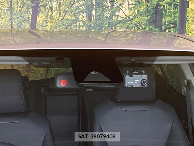Toyota AQUA 2022-09 6750824-5