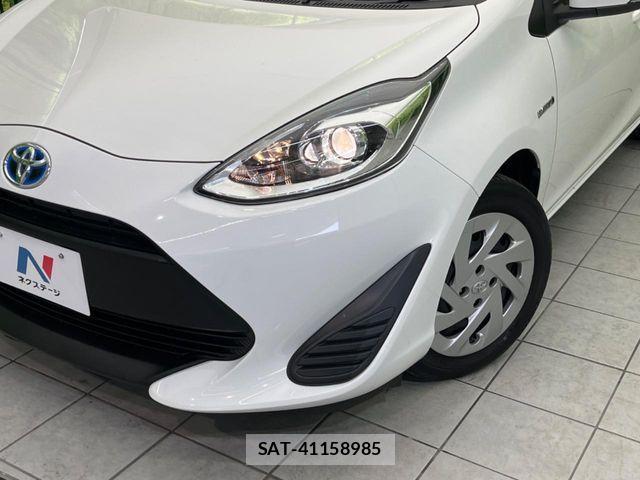 Toyota AQUA 2017-11 6750836-11